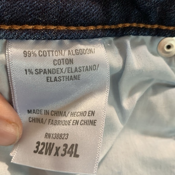 SHYANNE WOMEN'S DARK WASH MID RISE SLIT BOOT CUT JEANS size 32 - Picture 15 of 15